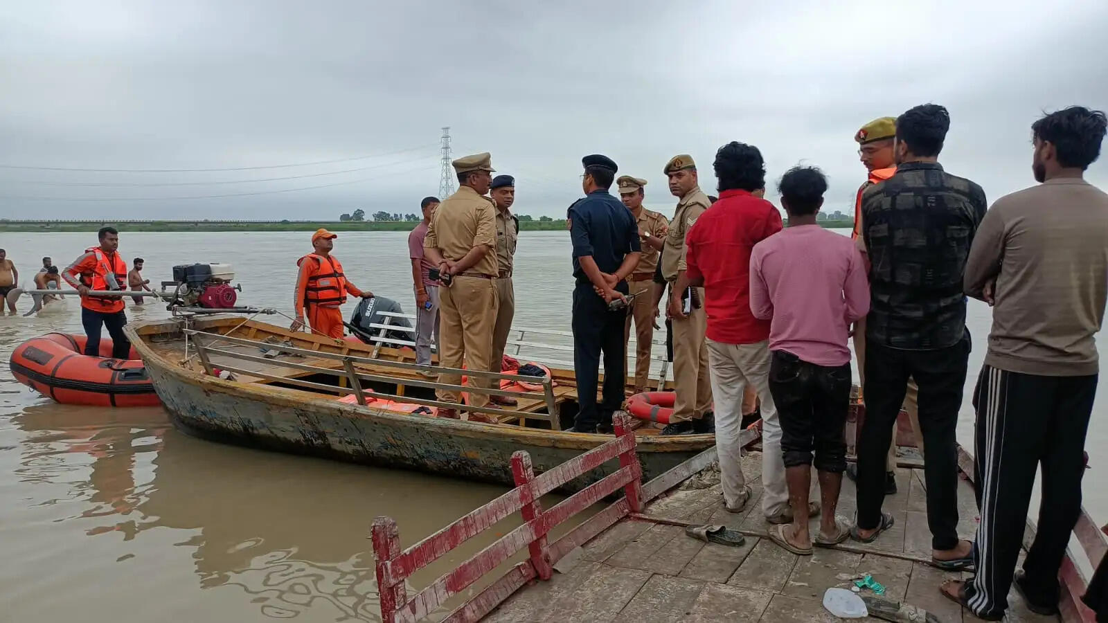 बाढ़ के खतरे से निपटने को प्रशासन तैयार, 176 गांवों पर 24 घंटे नजर : जिलाधिकारी