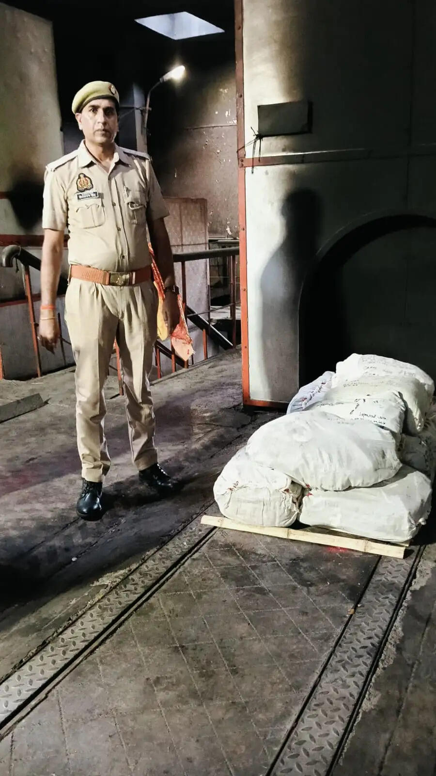 जीआरपी कानपुर सेंट्रल ने 50 लाख से अधिक के मादक पदार्थ का कराया विनष्टीकरण