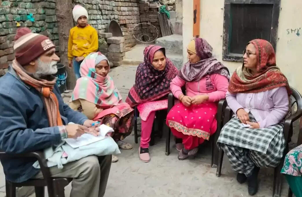 पानीपत में भारतीय खेत मजदूर संघ ने जलाई मनरेगा के नए कानून की प्रतियां