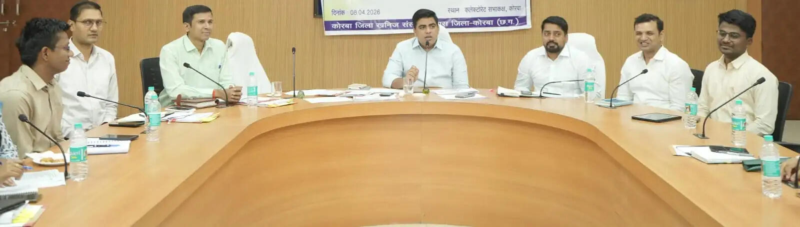 दुर्घटना के कारण बनने वाले स्थानों को तत्काल सुधारें : कलेक्टर