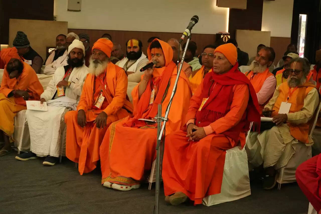 धारा 342 को समाप्त कर देने से बहुत हद तक समाप्त होगा धर्मांतरण : होसबाले