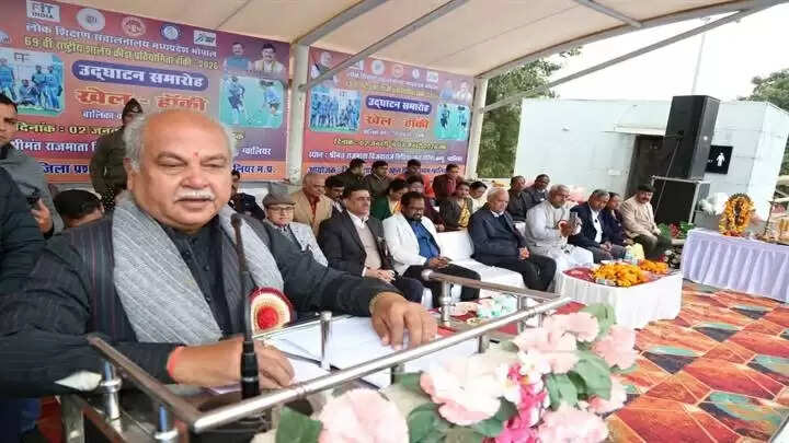 ग्वालियरः 69वी राष्ट्रीय शालेय बालिका हॉकी प्रतियोगिता का भव्य शुभारंभ