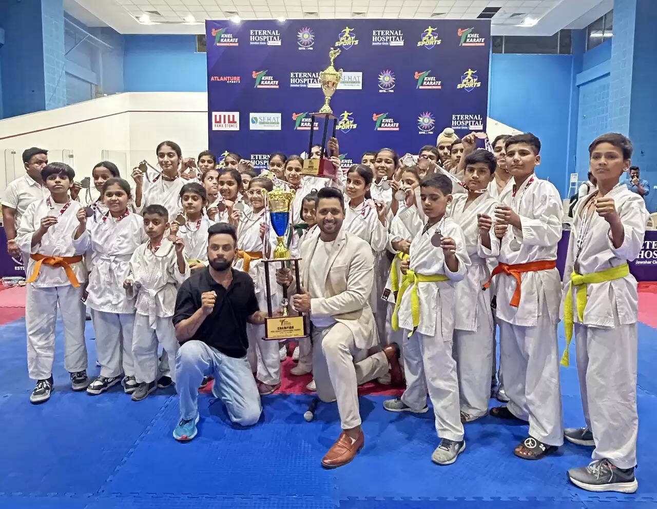 प्ले स्पोर्ट्स खेल कराटे चैंपियंस ट्रॉफी सीजन 2 में राजस्थान के खिलाड़ियों ने दिखाया दमखम