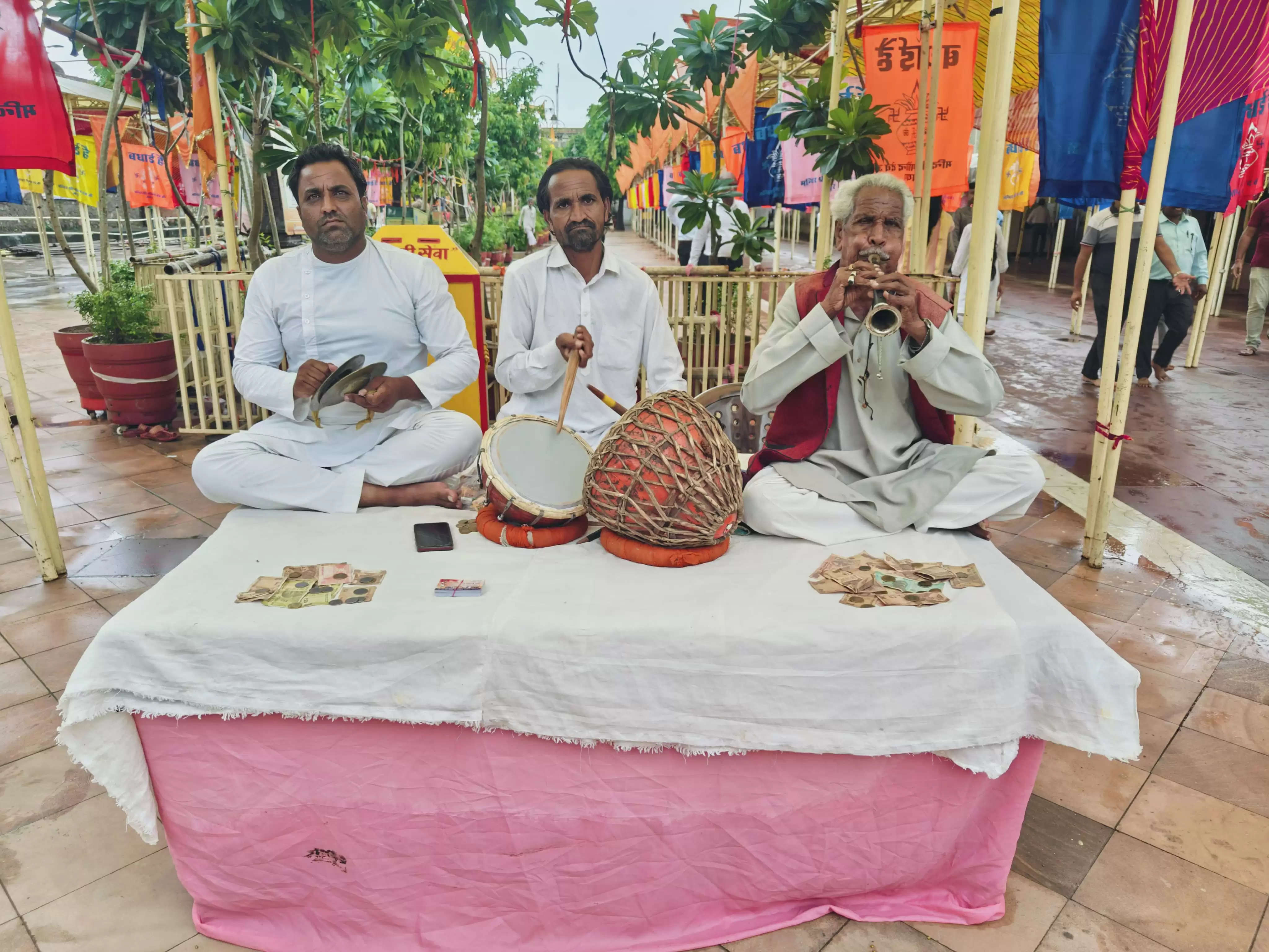 शहनाई वादन के साथ गोविंद देवजी मंदिर में राधाष्टमी महोत्सव शुरू