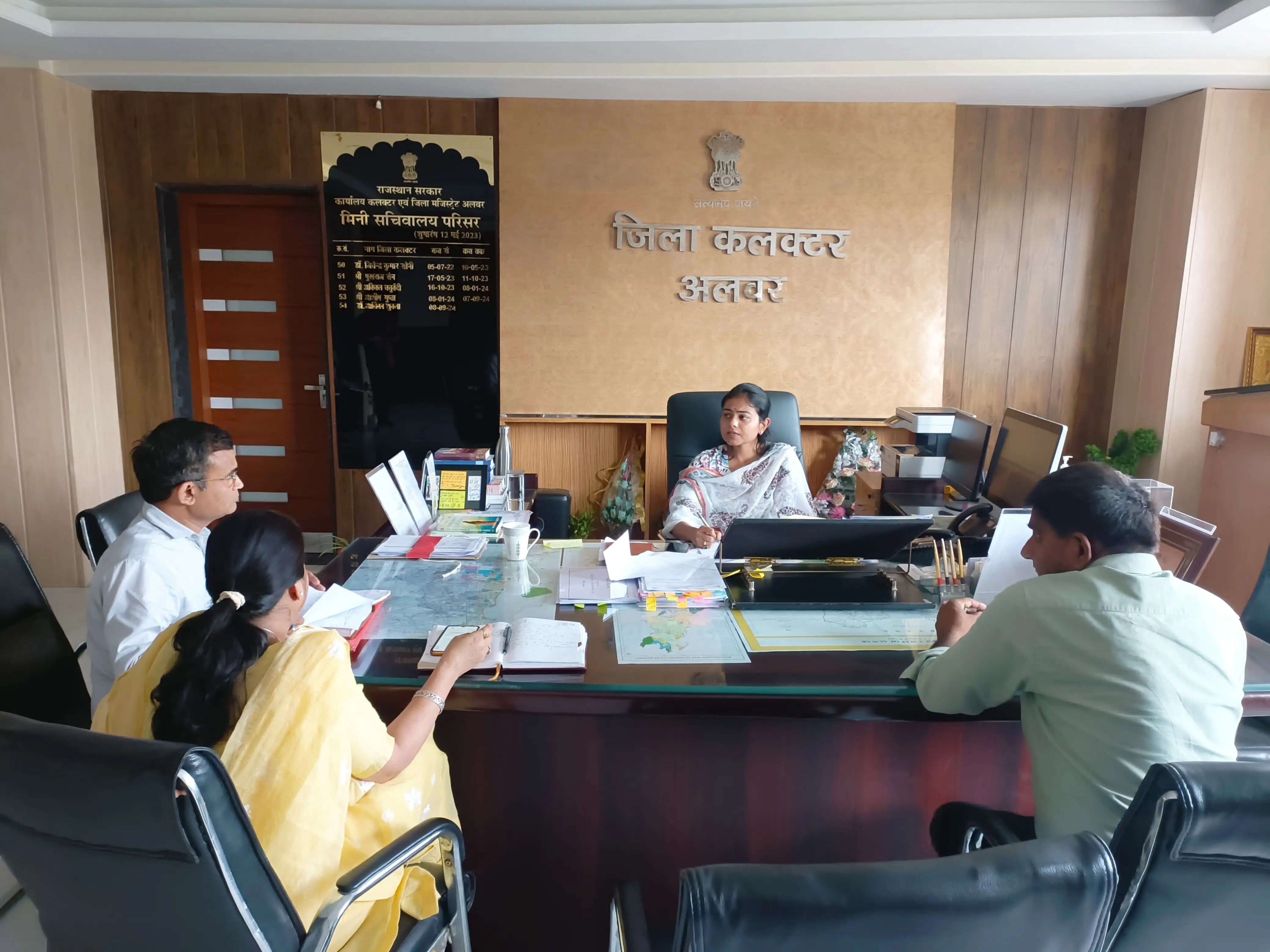 अलवर में जर्जर भवनों पर सख्त हुई प्रशासन की नजर, पांच दिन में मांगी सर्वे रिपोर्ट