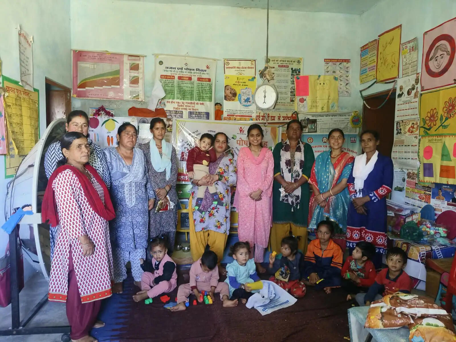आंगन मिलन में पोषण और स्वास्थ्य को लेकर किया जागरूक