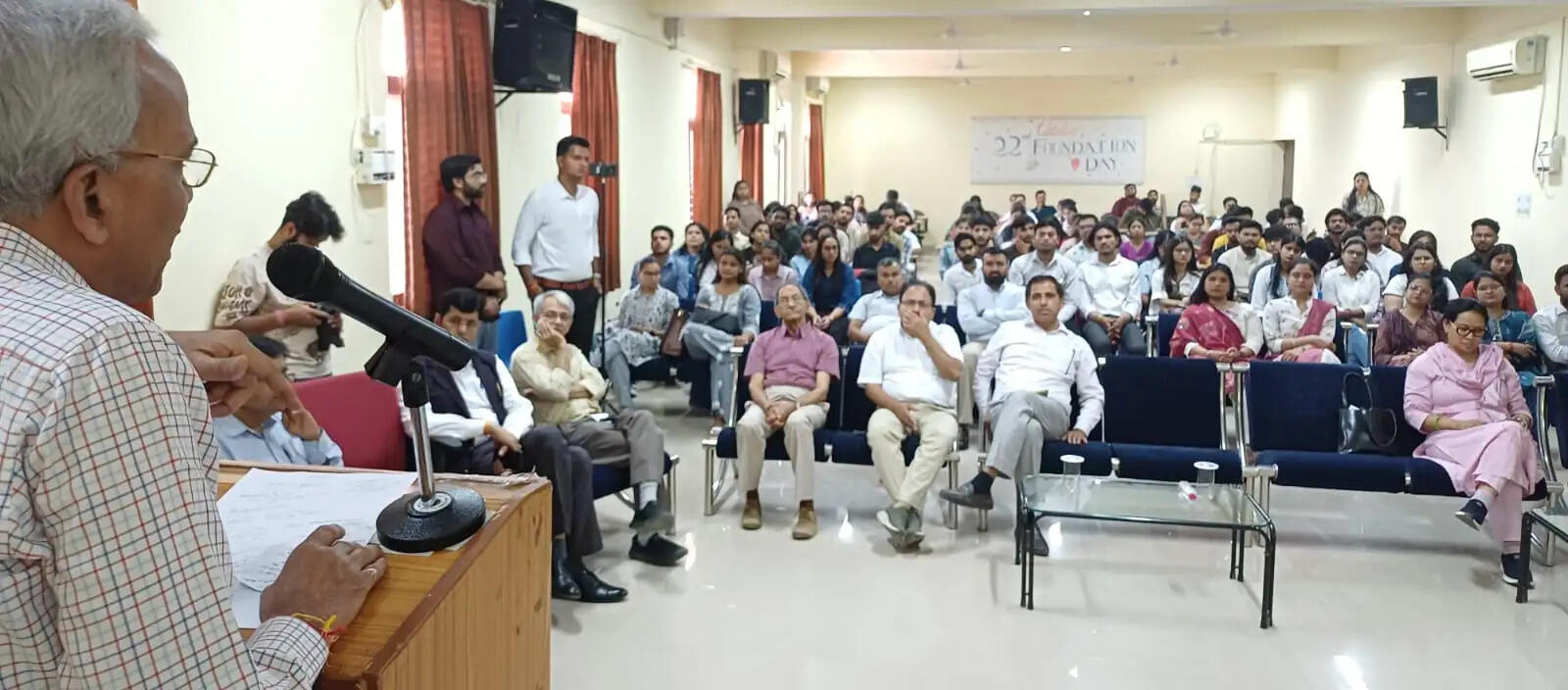 शिक्षा तभी सार्थक, जब समाज के हित में उतरे शोध - प्रो सुरेश कुमार अग्रवाल