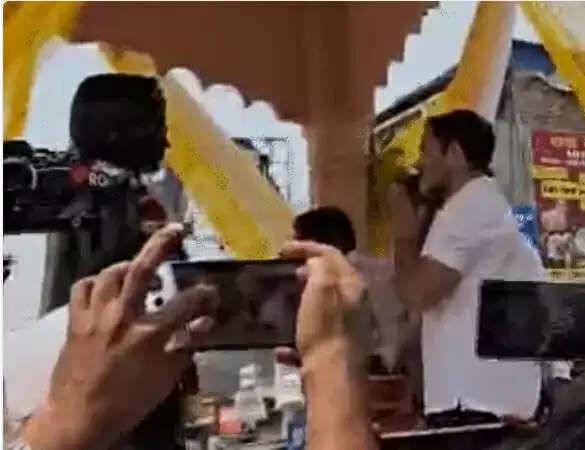 रायबरेली पहुंचे राहुल गांधी, सोलर प्लांट का किया उद्घाटन