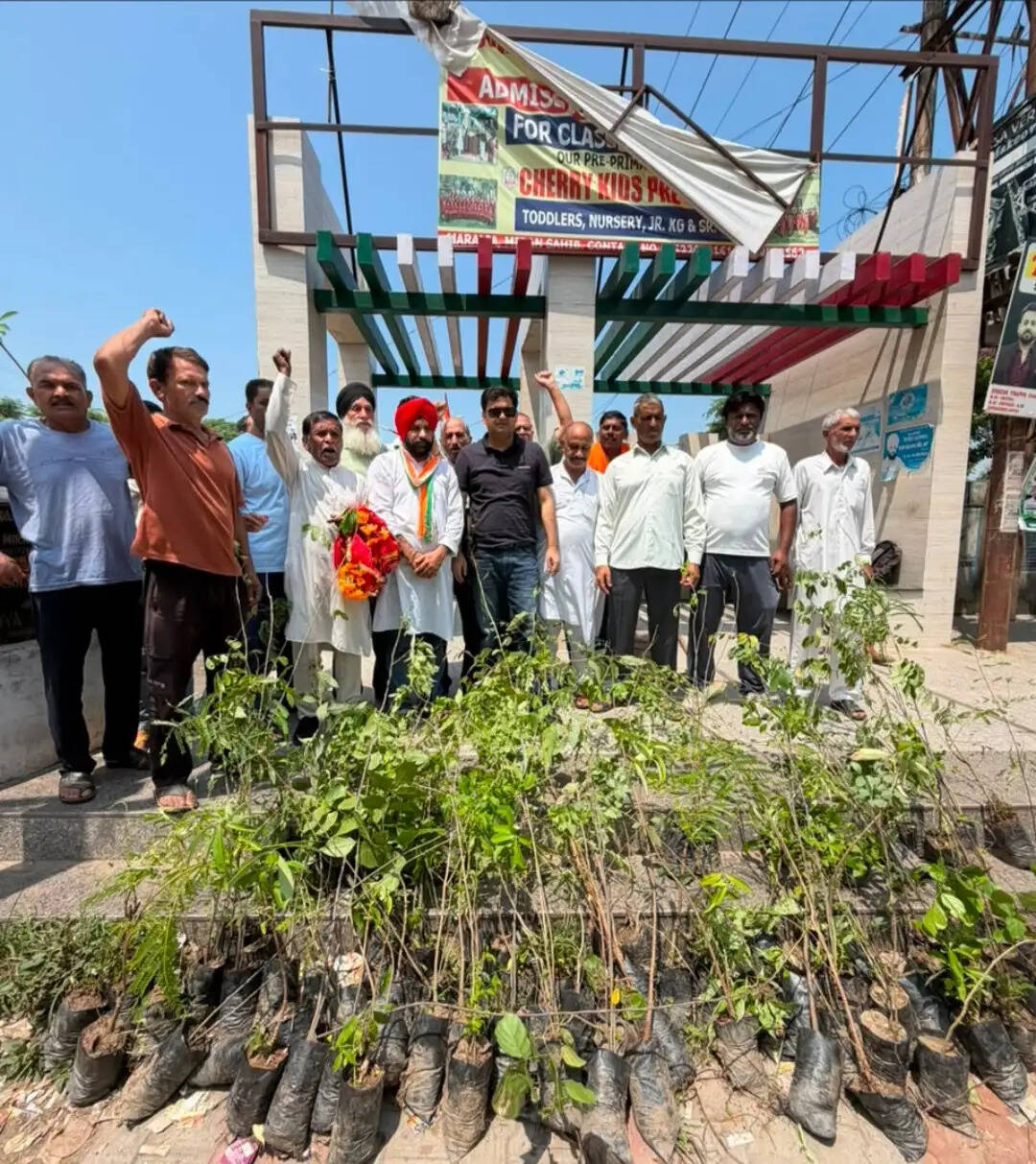 जिला कांग्रेस जम्मू ग्रामीण ने शुरू किया पौधारोपण अभियान