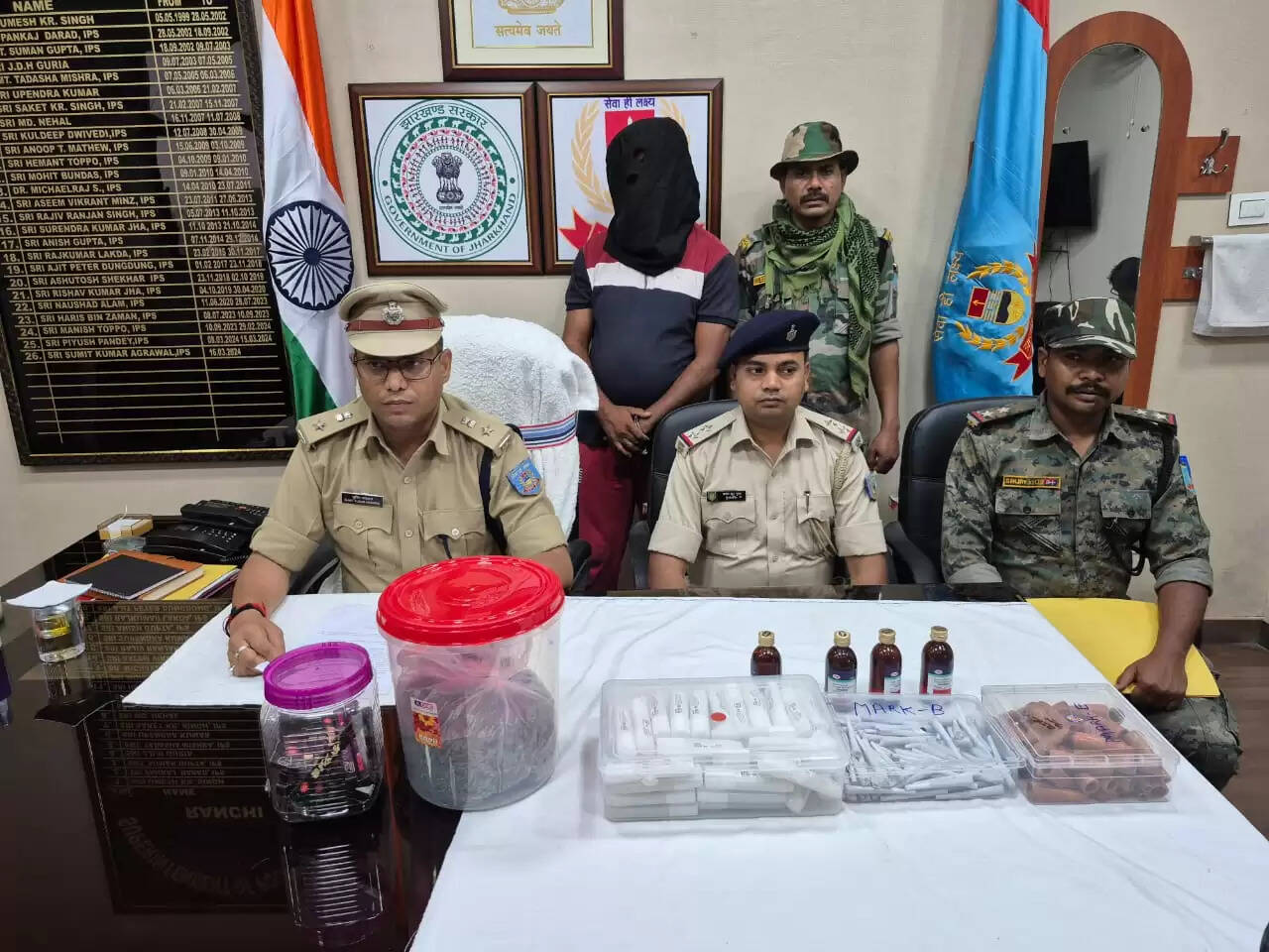 गांजा बरामद, तस्कर गिरफ्तार