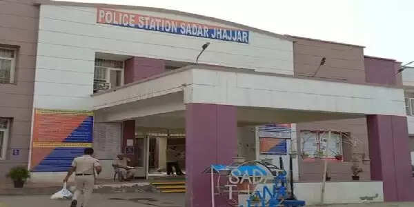 झज्जर में 70 साल के बुजुर्ग की कसोले से काटकर हत्या