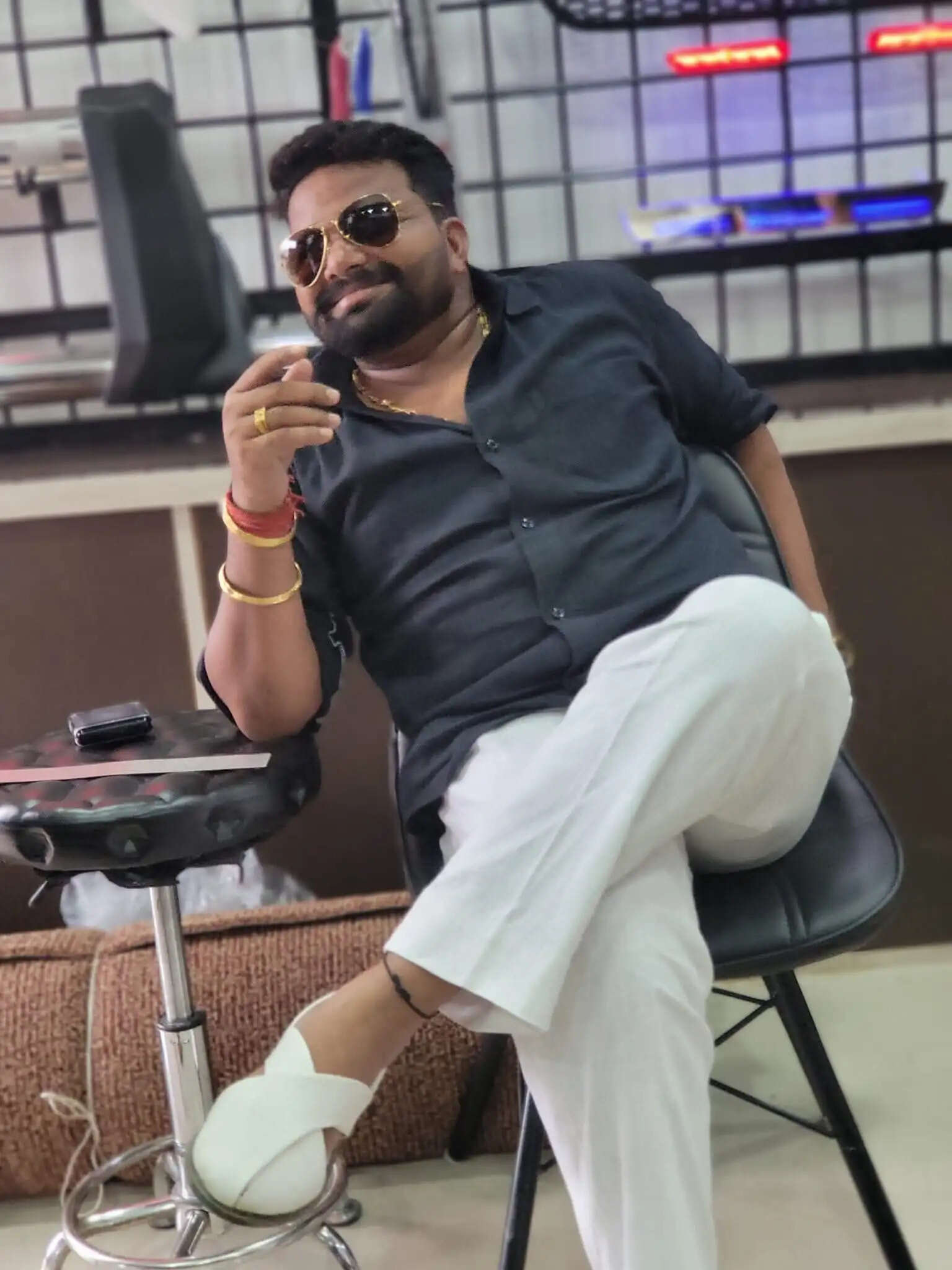 दर्ज मामले को लेकर जोगबनी चेयरमैन के पति ने दी सफाई,बताया निर्दोष