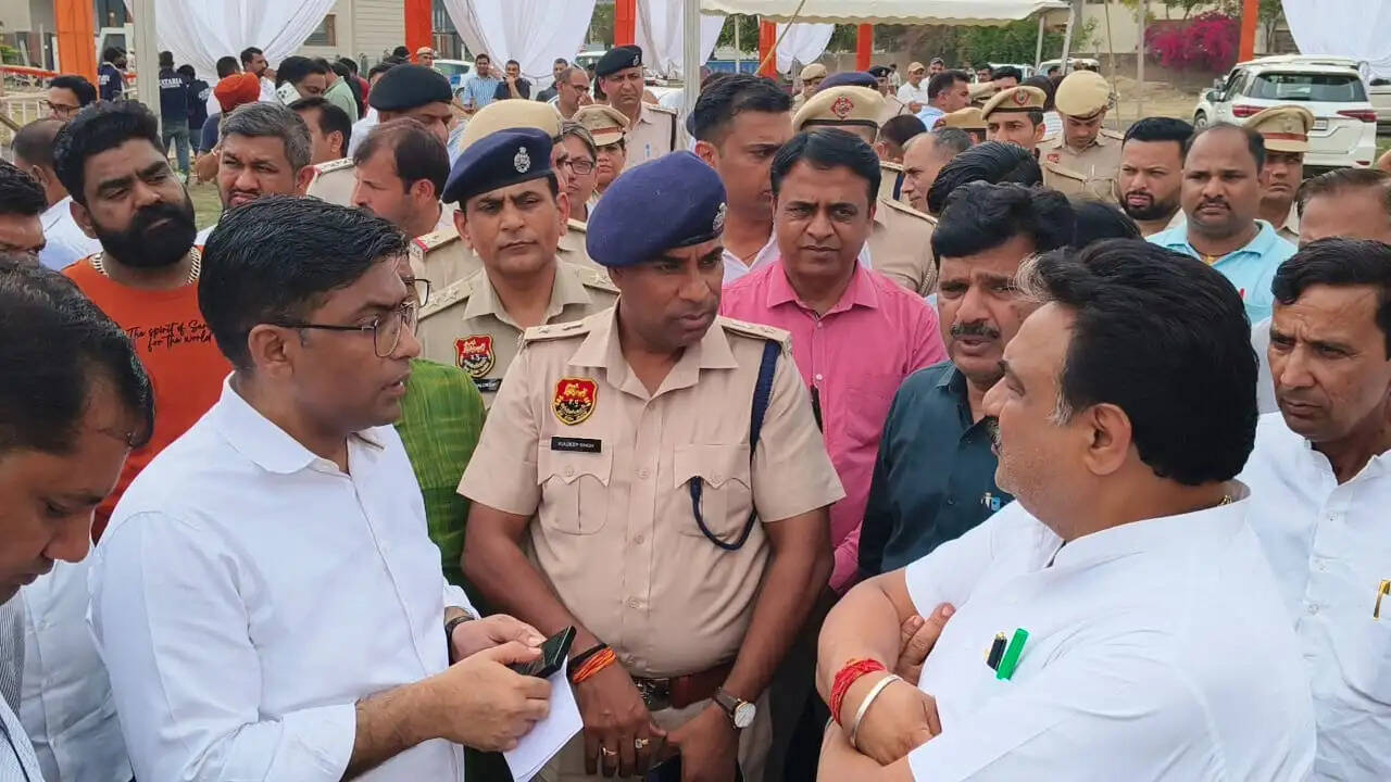 जींद : मुख्यमंत्री नायब सिंह सैनी की पांच अप्रैल की प्रस्तावित रैली की तैयारियों का डिप्टी स्पीकर ने लिया जायजा