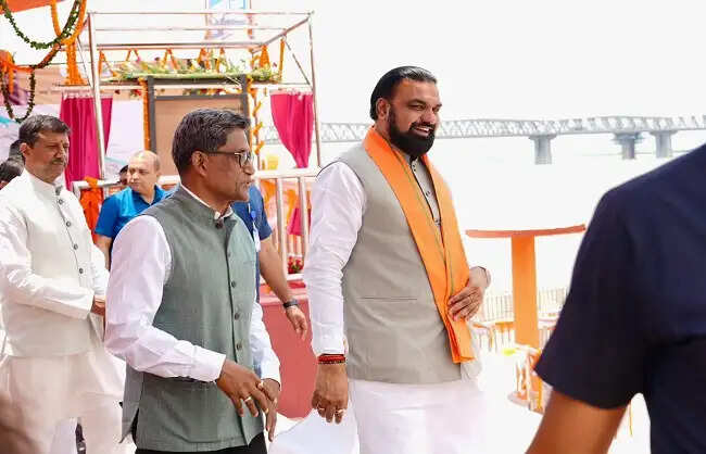 मुख्यमंत्री ने पटना के तीन गंगा घाटों के सौंदर्यीकरण एवं विकास परियोजनाओं का किया लोकार्पण