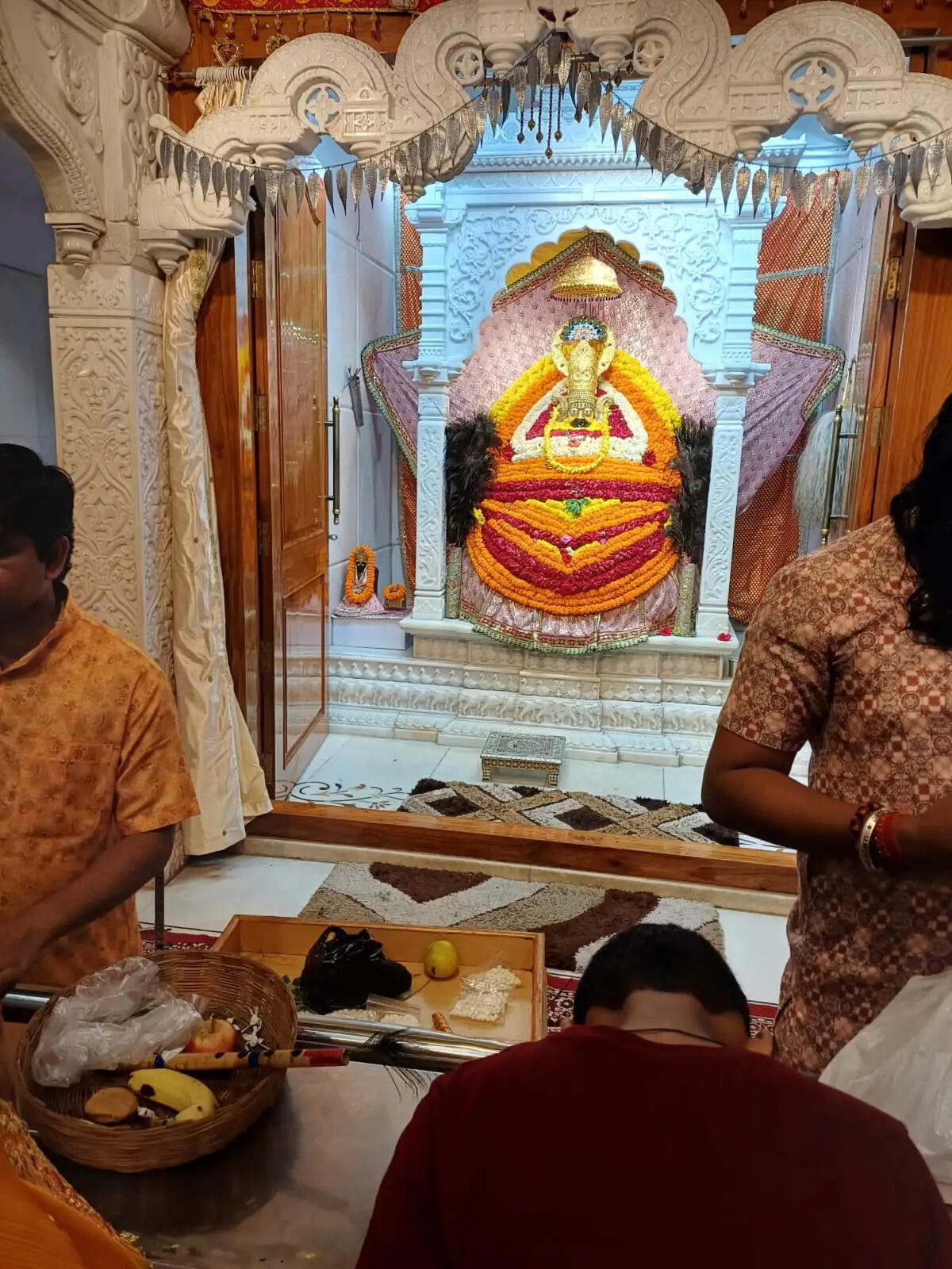 श्री श्याम मंदिर में हुआ खाटू नरेश का पावन अभिषेक