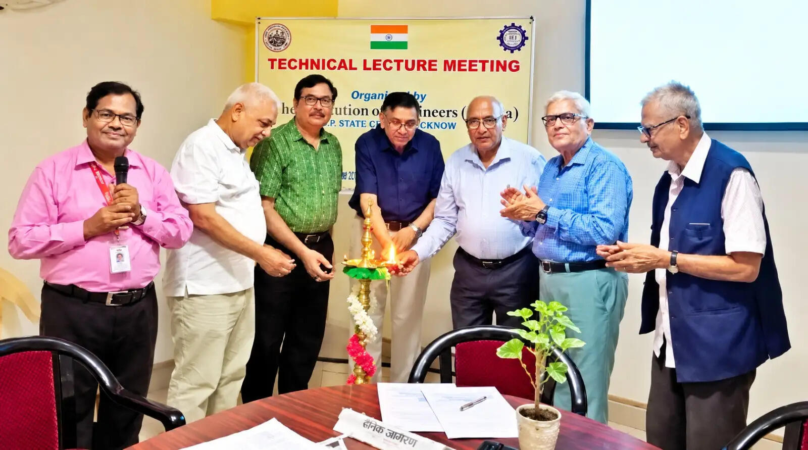 रॉयल चार्टर दिवस पर इंजीनियरों ने नवाचार और तकनीकी दक्षता बढ़ाने पर दिया जोर : भरत राज सिंह