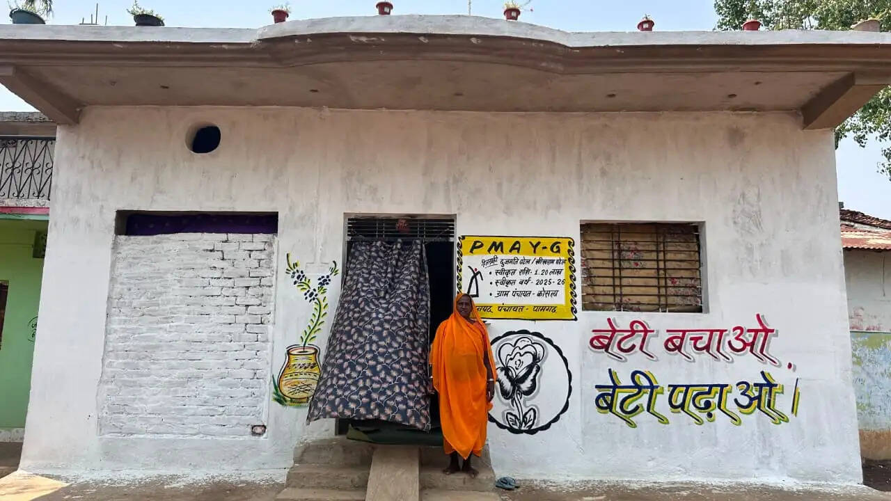 पीएम आवास योजना से दुजमति पटेल के परिवार को मिला सुरक्षित आवास