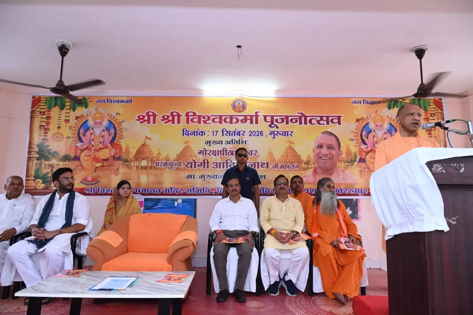 शिल्प को आधुनिक तकनीक व नए बाजार से जोड़ा पीएम मोदी ने : मुख्यमंत्री