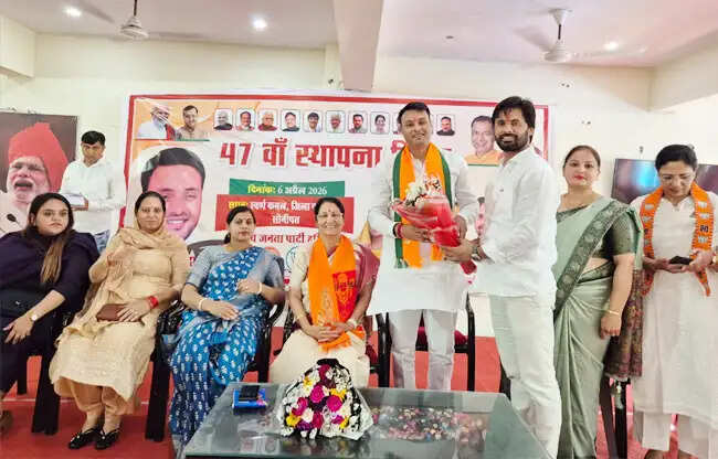 सोनीपत: भाजपा स्थापना दिवस पर संगठन, सेवा और सुशासन का दिया संदेश