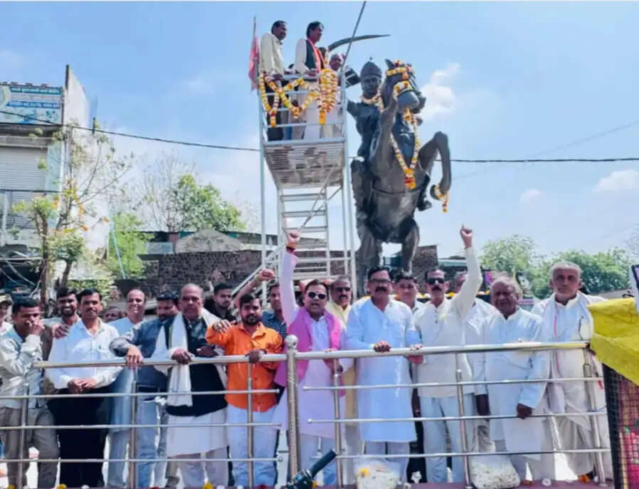 राजगढ़ःवीरांगना रानी अवंतीबाई लोधी का बलिदान दिवस मनाया, समाजजन ने दी श्रद्वांजलि