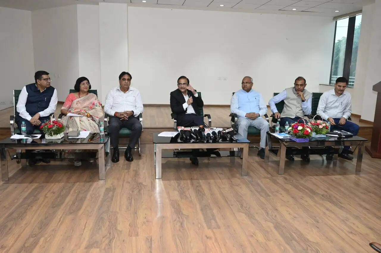 आरटीआई मामलों के जल्द निपटारे पर जोर, 25 हजार अधिकारियों को दिया जाएगा प्रशिक्षण