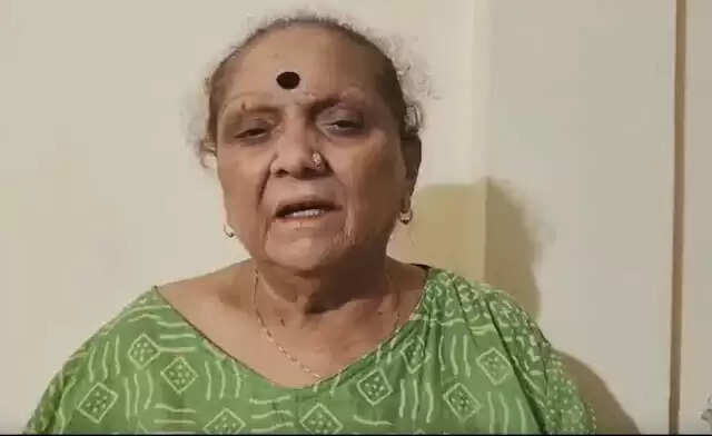 अनूपपुर: मृत्युभोज की परंपरा किन्नर समाज की मान्यता है : किन्नर शबनम मौसी