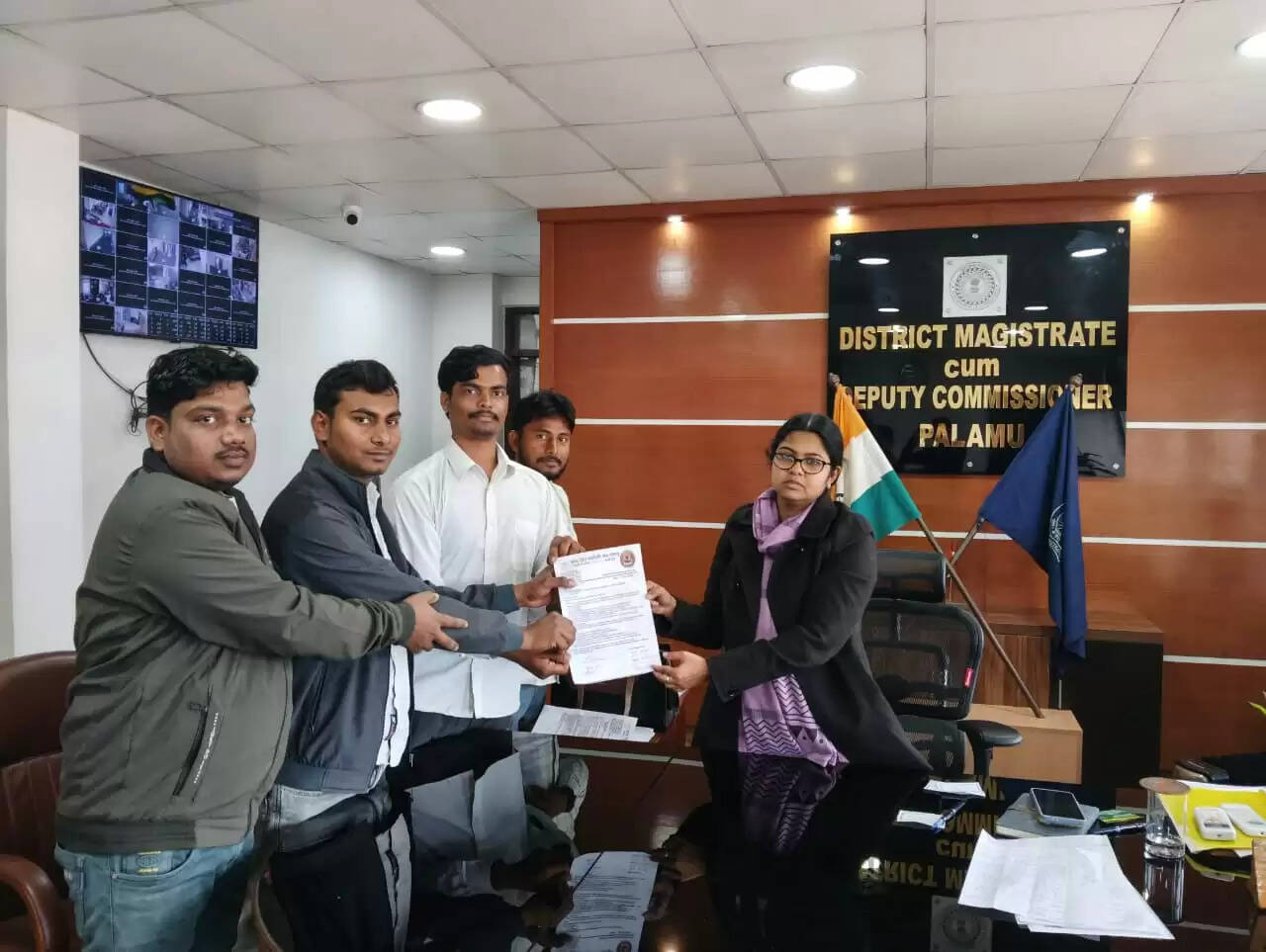 झारखंड में ई-कल्याण छात्रवृत्ति के भुगतान में देरी पर छात्रहित सर्वोपरी मंच ने जिला उपायुक्तों को सौंपा ज्ञापन