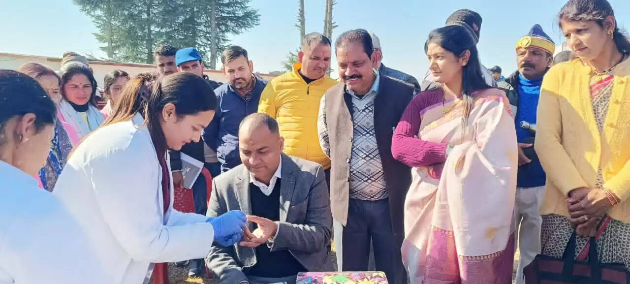 बहुउद्देशीय शिविर में एक ही स्थान पर मिलीं 23 विभागों की सेवाएं