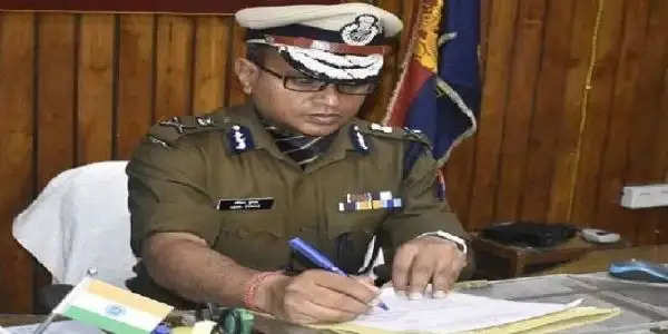 बीट पुलिस अधिकारी की समाज के अंतिम पंक्ति तक हो पहुंच : अखिल कुमार