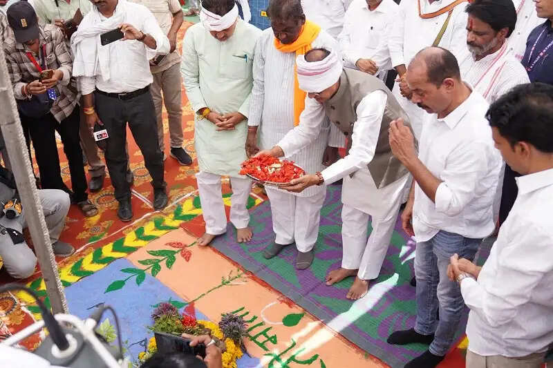 मिट्टी बचेगी तो खेती बचेगी, किसान मजबूत होगा और देश बनेगा समृद्ध : शिवराज सिंह