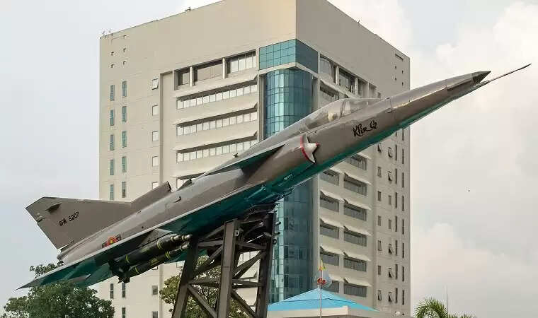 श्रीलंका को इस वर्ष अमेरिका से मिलेंगे आठ बेल-206 हेलीकॉप्टर, पाकिस्तान से एक एफटी-7 ट्रेनर विमान&nbsp;