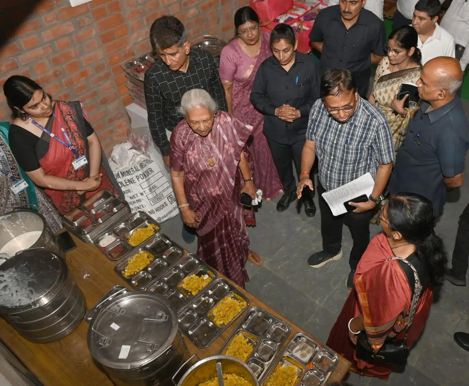 नया शैक्षिक सत्र आज से शुरु, आदर्श माध्यमिक विद्यालय, जन भवन में ‘प्रवेश उत्सव‘ कार्यक्रम में राज्यपाल ने दिया आशीर्वचन