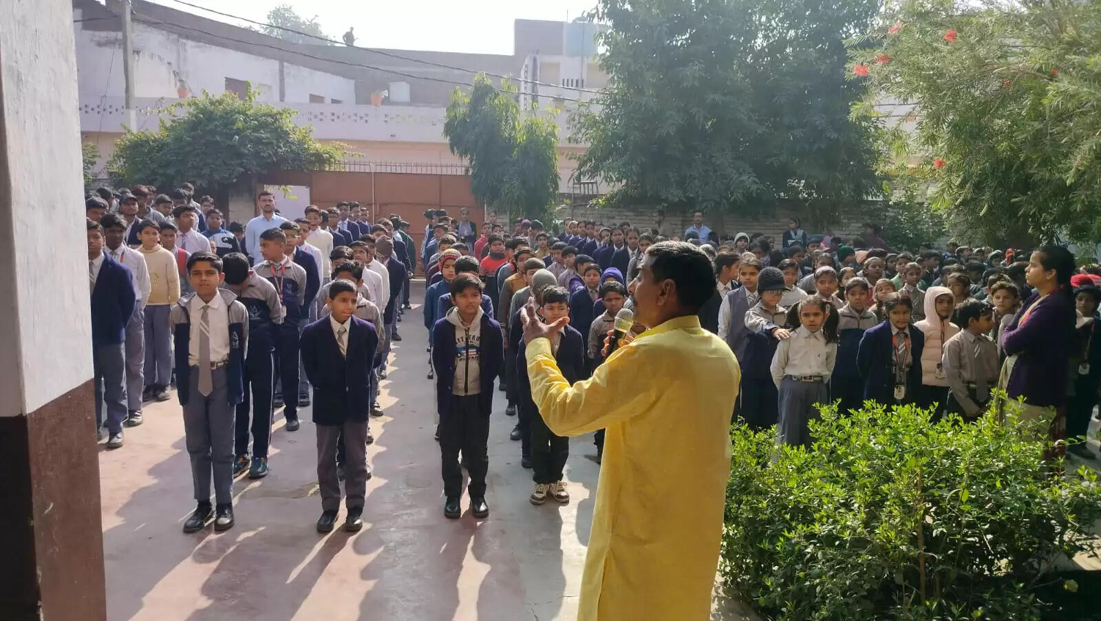 एसएस एकेडमी के छात्रों को स्वस्थ जीवन का दिया गया संदेश