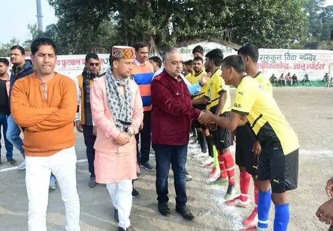 अटल बिहारी वाजपेयी स्मृति राज्य स्तरीय फुटबॉल प्रतियोगिता में लखनऊ ने छपरा को हराया