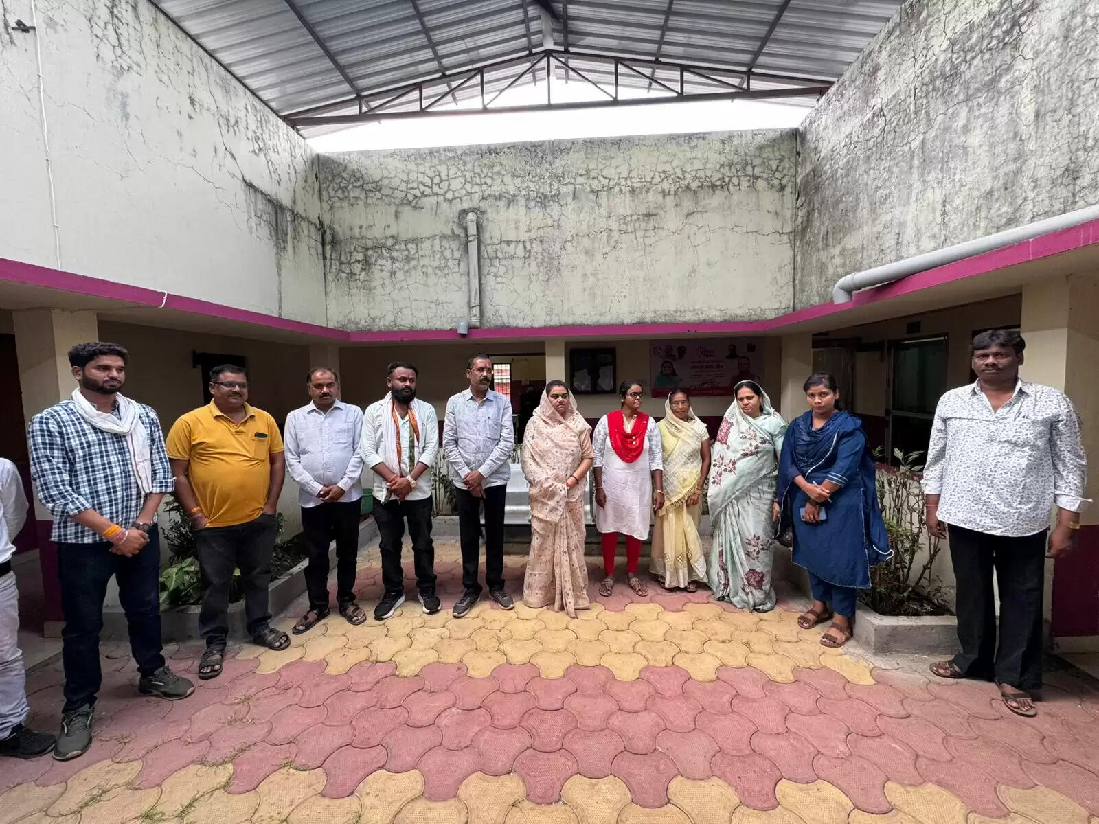 अहमदाबाद प्लेन दुर्घटना के मृतकों को दी गई श्रद्धांजलि