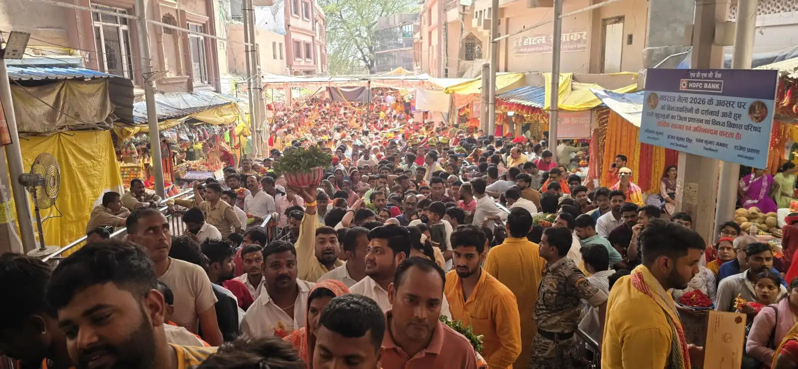 पंचमी पर विंध्यधाम में गूंजे जयकारे, स्कंदमाता के दर्शन से भक्त हुए भाव-विभोर