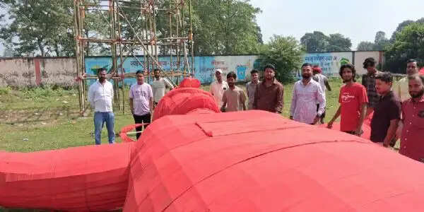 नरपतगंज हाई स्कूल मैदान में 21 अकटूबर की शाम 50 फीट रावण का रिमोट से होगा दहन