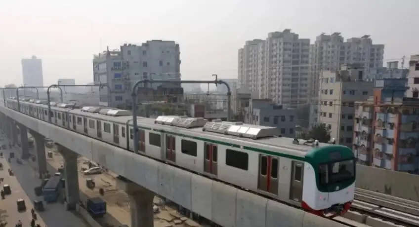 बांग्लादेश की राजधानी ढाका में मेट्रो के कारवां बाजार और शाहबाग स्टेशन का उद्घाटन