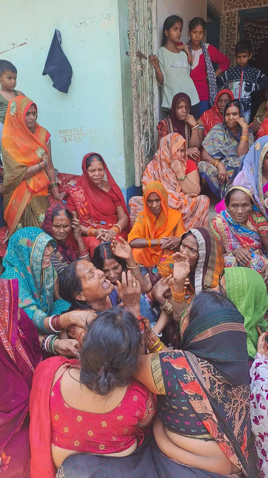 वृद्ध को बाइक ने मारी टक्कर, इलाज के दौरान मौत