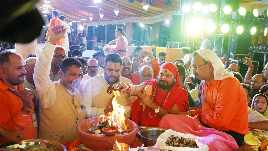 सोनीपत: श्याम बाबा के दिव्य संकीर्तन के भक्ति रंग रंगे भक्त