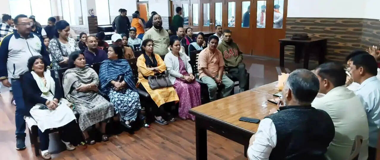 बूथ सशक्तीकरण से मिशन-2027 की तैयारी में जुटी भाजपा