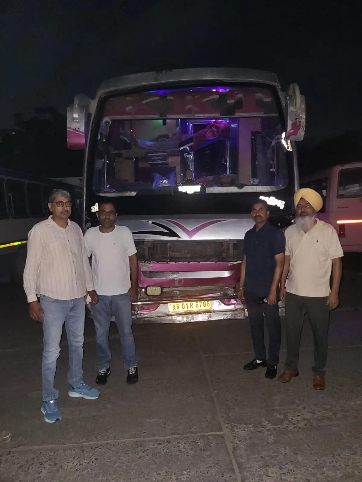 हिसार : सीएम फ्लाइंग ने ओवरलोड वाहनों पर कसा शिकंजा, चार के चालान, दो किए जब्त