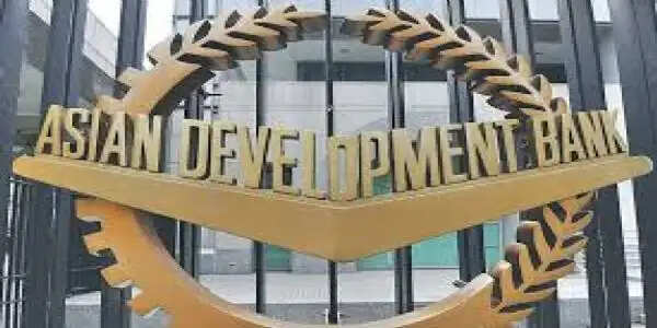 युद्ध के कारण नेपाल के अर्थतंत्र पर संकट के बादल-एडीबी रिपोर्ट