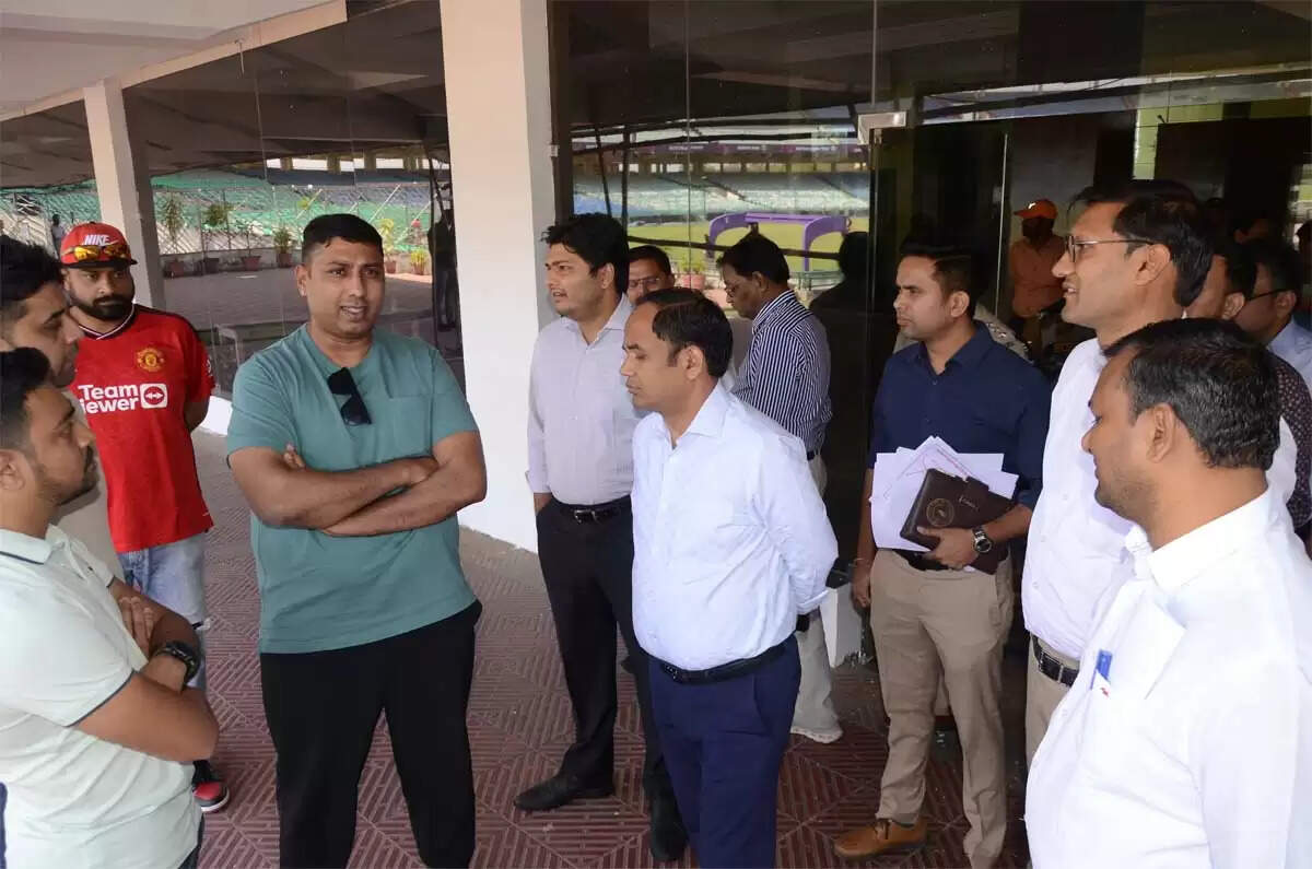 छत्तीसगढ़&nbsp;में&nbsp;इंटरनेशनल मास्टर्स लीग क्रिकेट टूर्नामेंट&nbsp;आठ&nbsp;मार्च&nbsp;से,&nbsp;कलेक्टर ने किया क्रिकेट मैच स्थल का निरीक्षण