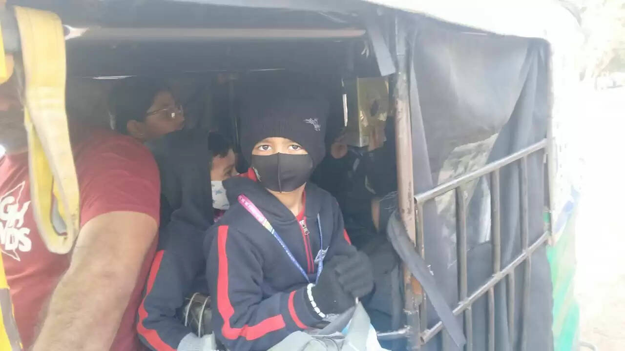 जोधपुर शहर में बर्फीली हवाओं का कहर, आम जन जीवन बुरी तरह प्रभावित