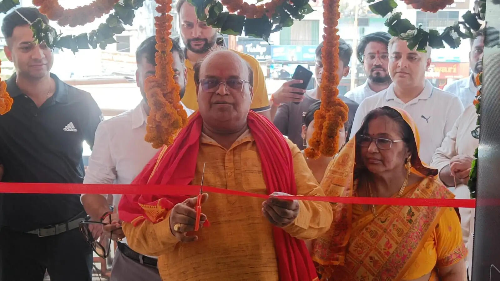 गोरखपुर में PayMe की पहली ऑफलाइन ब्रांच का शुभारंभ, आसान ऋण सुविधा से वित्तीय समावेशन को मिलेगा नया आयाम