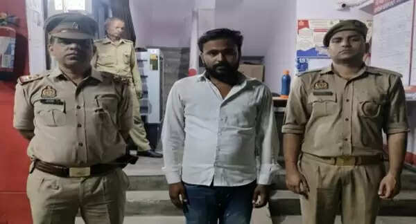 मजदूरी के पैसे मांगे तो मारपीट, क्षुब्ध हो आग लगाकर की थी आत्महत्या, आरोपी गिरफ्तार