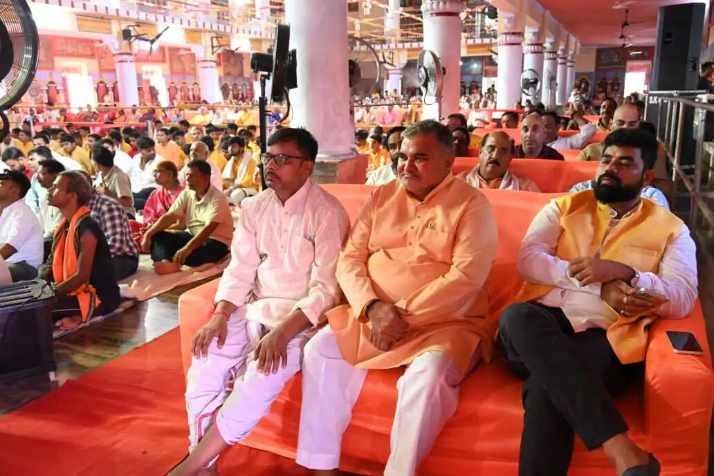 भरत चरित्र के आदर्शों से मिलता है प्रेरक संदेश : कथा व्यास आचार्य शांतनु जी महाराज