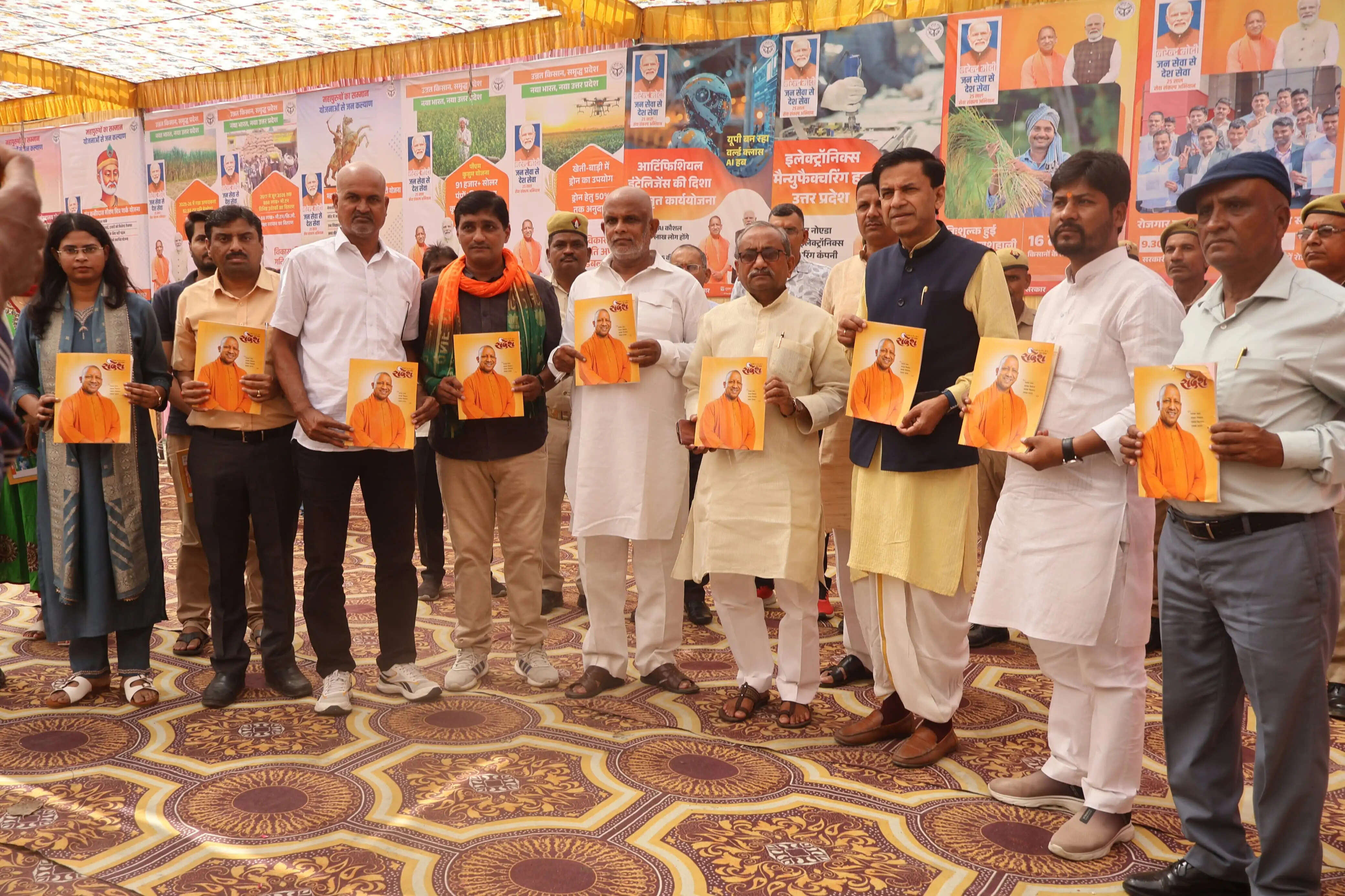 विकसित भारत के निर्माण में नागरिकों की भागीदारी महत्वपूर्ण : शशांक मणि त्रिपाठी
