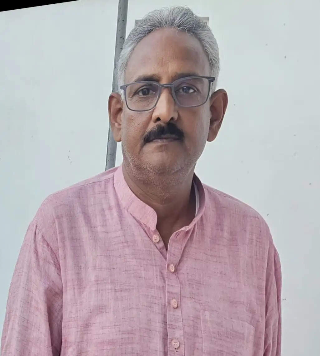 जेपीयू प्रशासन हाईकोर्ट के आदेश का शीघ्र अनुपालन सुनिश्चित करे: डॉ. रवि प्रकाश बबलू